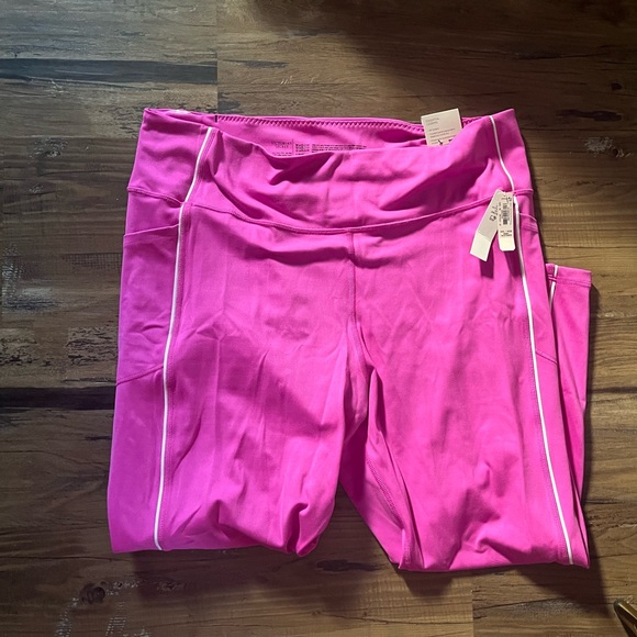 VSX Essential High-Rise Pocket Legging - Picture 3 of 4
